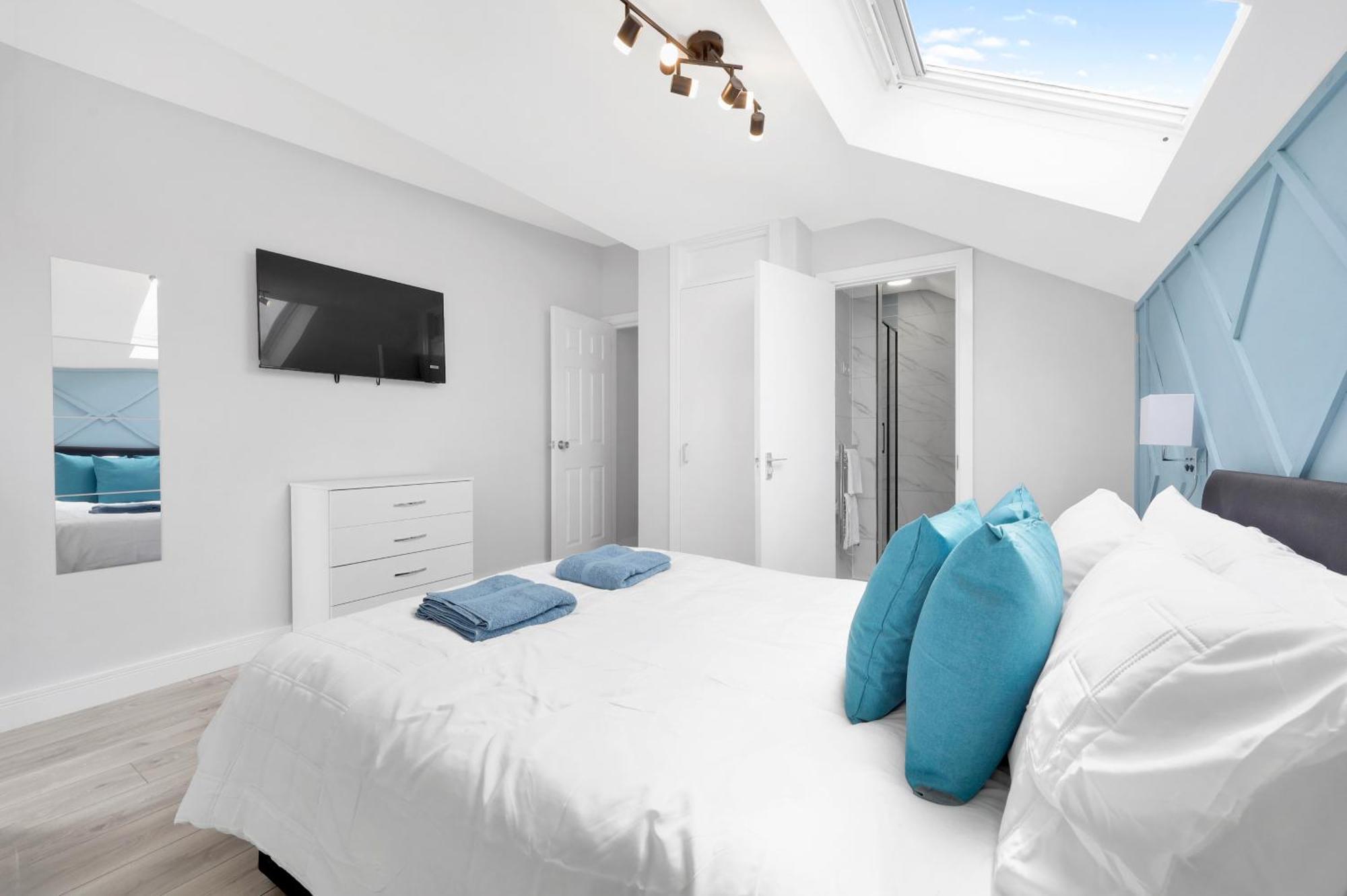Waterside 4 Bed Apartment Londýn Exteriér fotografie